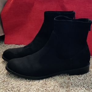 Reaction Kenneth Cole "Wind"  Booties